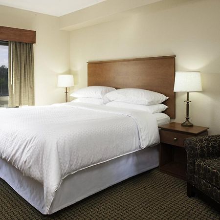 Four Points By Sheraton Fort Myers Airport Exteriör bild